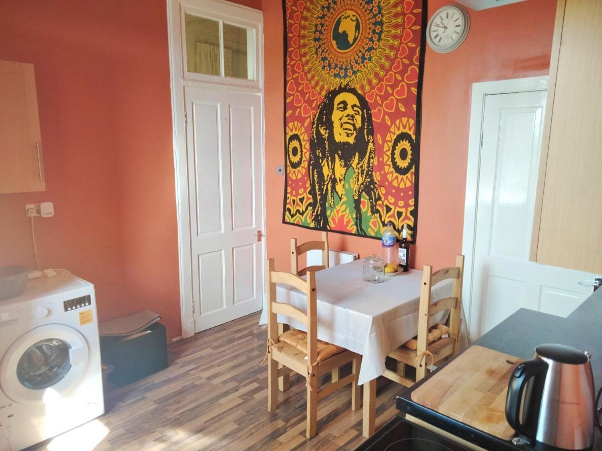 Spacious Flat In Bridgeton, Glasgow Luaran gambar